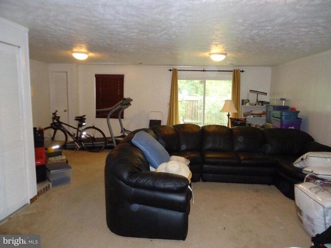 Building Photo - 6011 Heathwick Ct