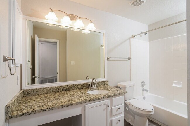 Building Photo - 10711 Amble Coach