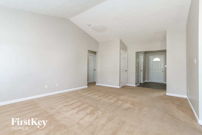 Building Photo - 402 Red Tail Pl