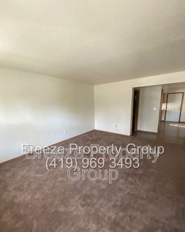 Building Photo - 906 E Bancroft St