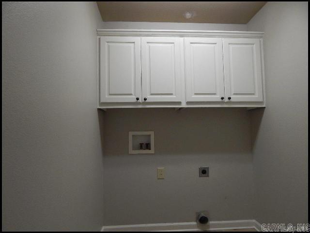 Building Photo - 521 Wisteria Dr