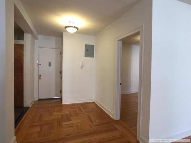 Floorplan - 700 Fort Washington Avenue