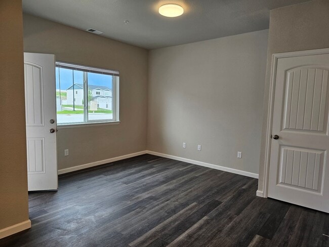 Building Photo - 1615 Richard Martin Dr