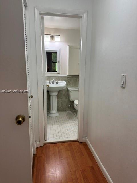 Building Photo - 14321 N Kendall Dr