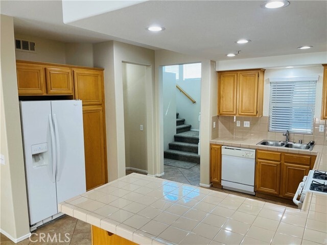 Building Photo - 26331 Arboretum Way