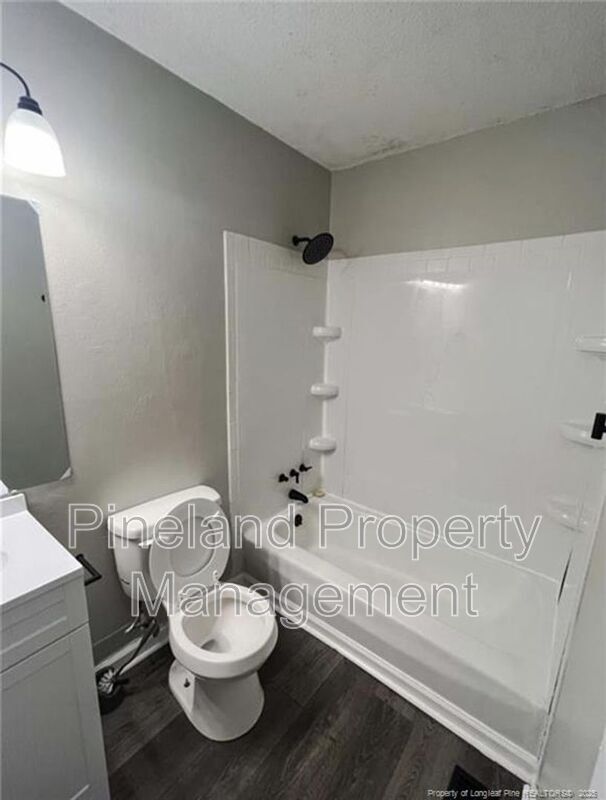 Building Photo - 321 Prairie Ct