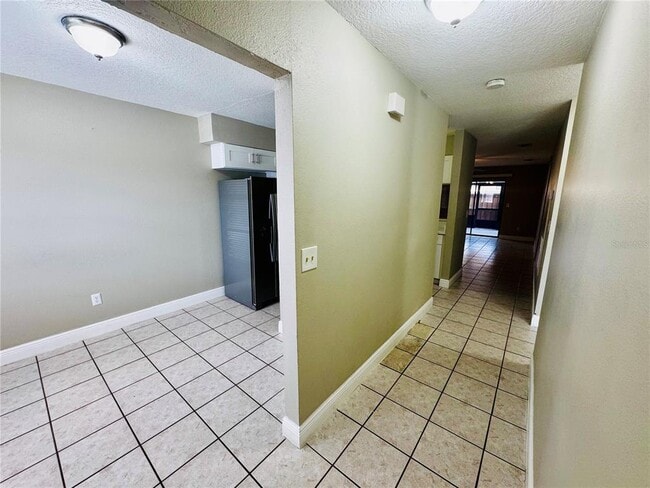 Building Photo - 2305 St Marteen Ct