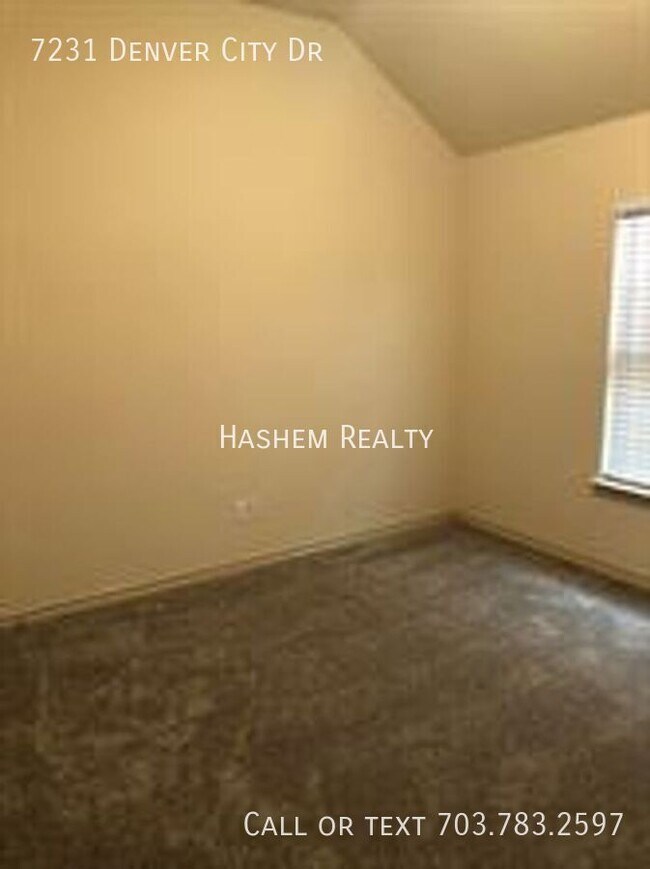 Building Photo - 7231 Denver City Dr