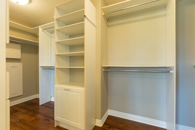 Building Photo - Single Family Golf Course Home for rent in...