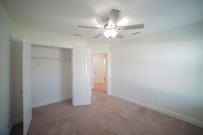 Building Photo - 219 Bienville Pl