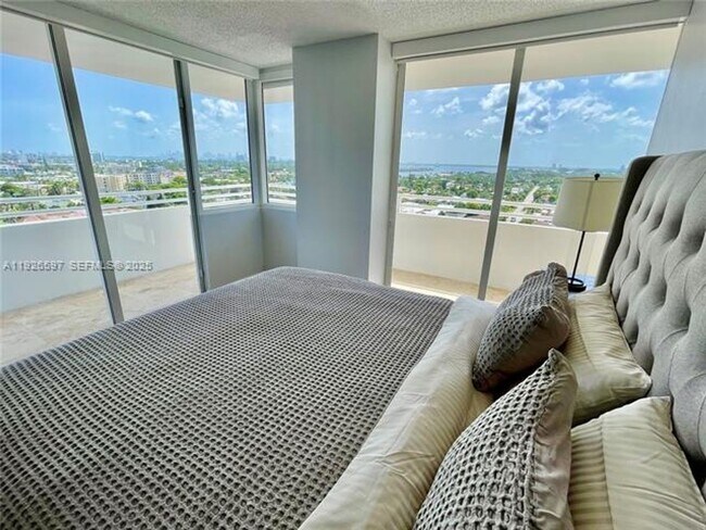 Building Photo - 8911 Collins Ave