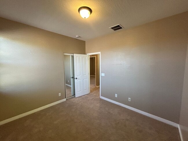 Building Photo - 21149 W Elm Way