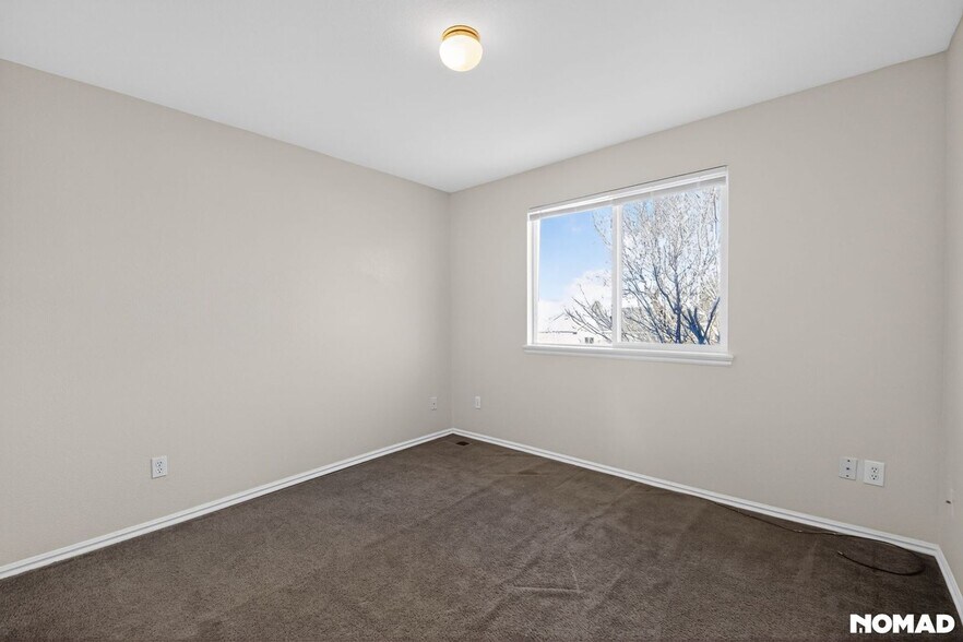 Building Photo - 18685 E Progress Pl