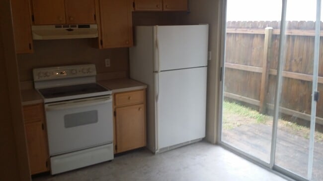 Building Photo - Yorktown Home. Available now.