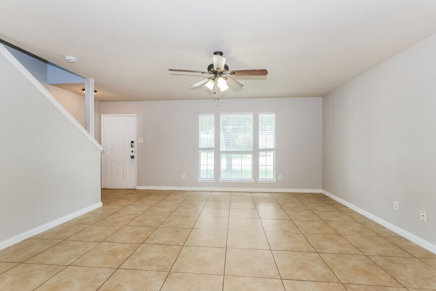 Building Photo - 5219 Caymus Dr
