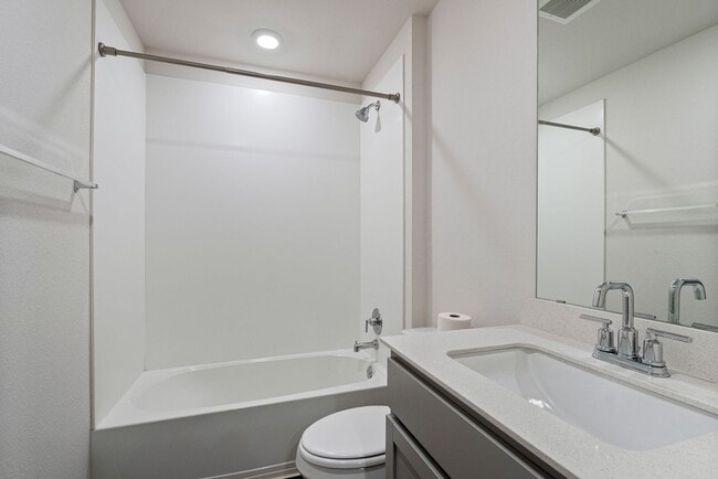 Building Photo - 176 Texas Palmetto Cir
