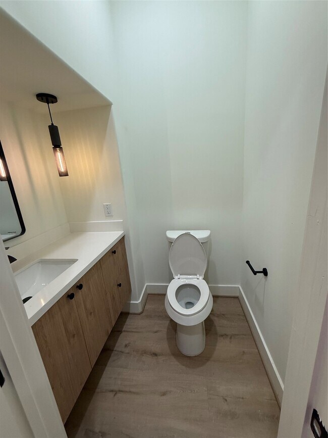 Building Photo - 1815 McKee St