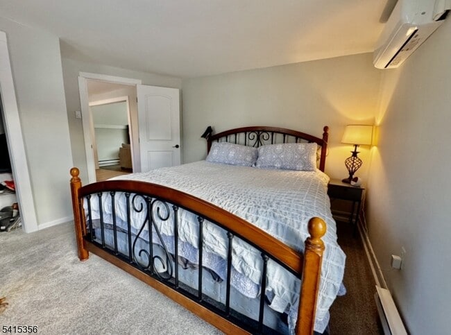 Building Photo - 21 Madison St