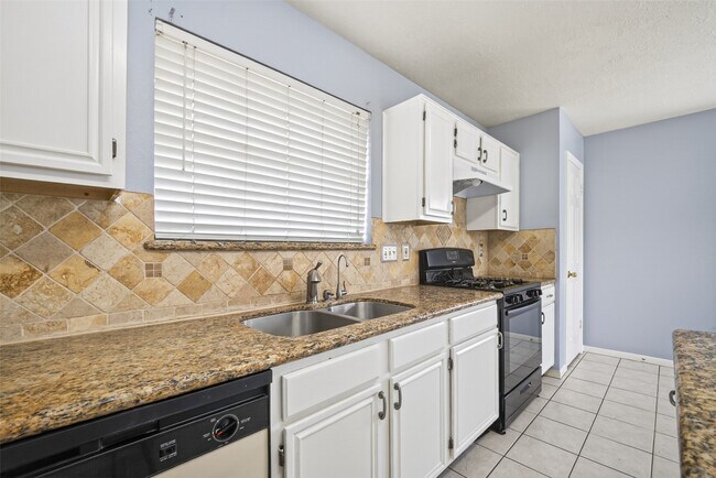 Building Photo - 11563 Withers Way Cir
