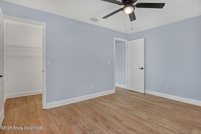 Building Photo - 2559 Christopher Dr