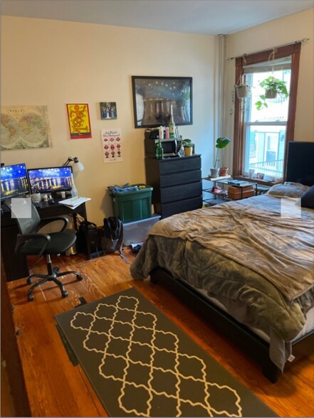 *Pictures are representative samples of the advertised unit. In some cases, the actual units you tou - 142 Calumet St