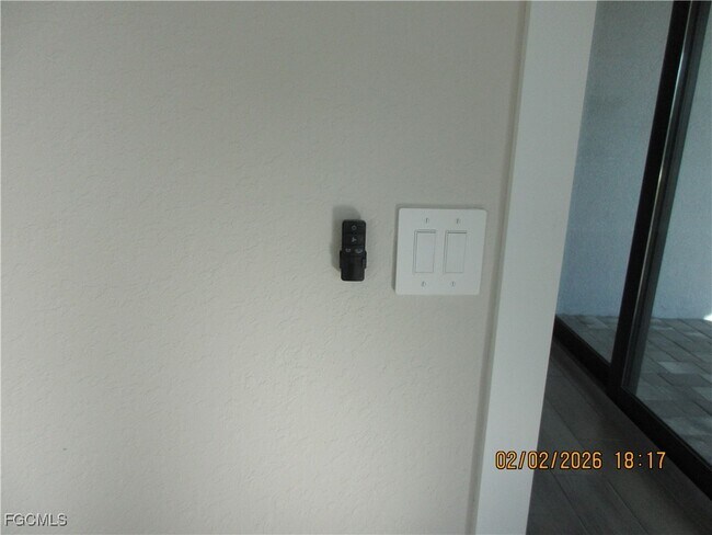 Building Photo - 208 NW 6th St