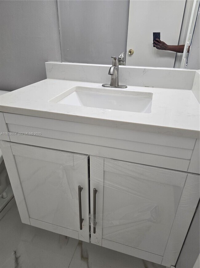 Building Photo - 5603 Blueberry Ct