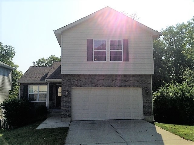 Building Photo - 6804 Trevino Way