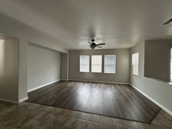 Building Photo - May Ranch Home (Perris, CA)