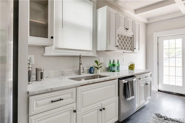 Building Photo - Beautiful Brookland Park Bungalow