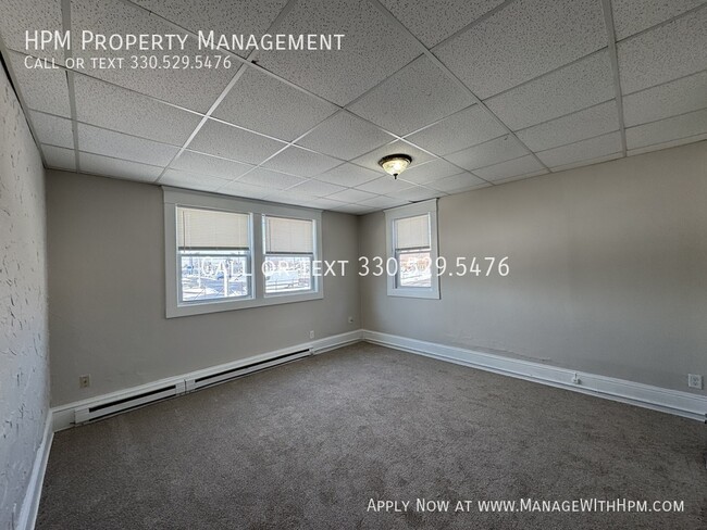 Building Photo - Two Bedroom Apartment for Rent!