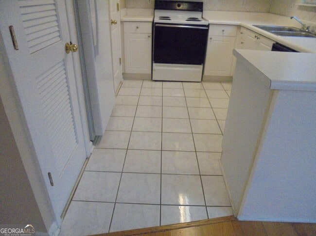 Building Photo - 107 Watercress Ct