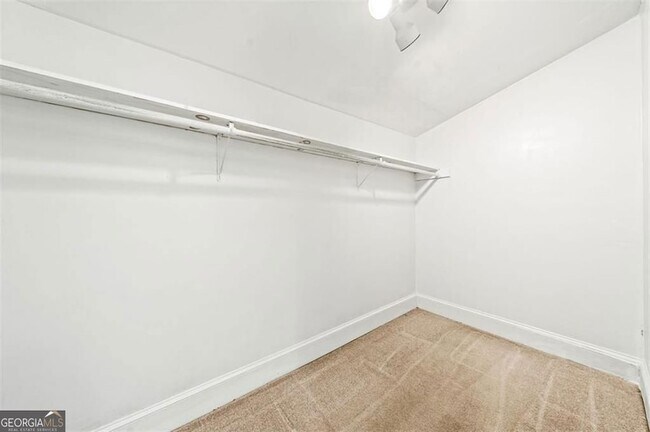 Building Photo - 2220 Newnan St