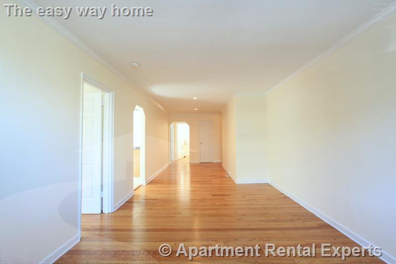 Building Photo - 60 Brattle St