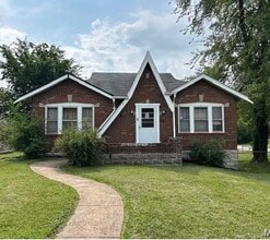 Building Photo - 3802 Melba Pl