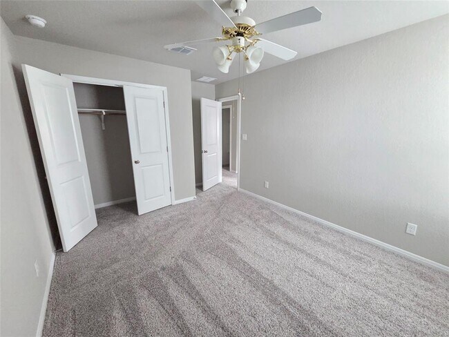 Building Photo - 1604 Homestead Farms Dr