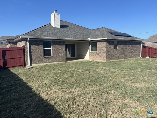 Building Photo - 301 Vega Ln