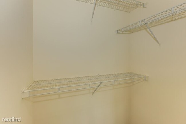 Building Photo - 56 Brownstone Way