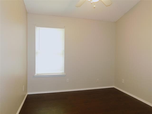 Building Photo - 1648 Crown Point Dr