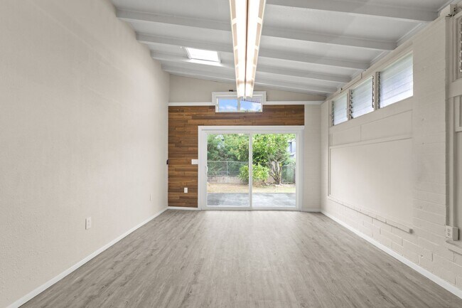 Building Photo - 98-386-386 Ponohale St
