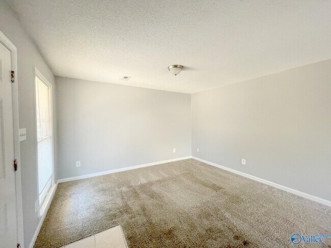 Building Photo - 1507 Halston Cir NW