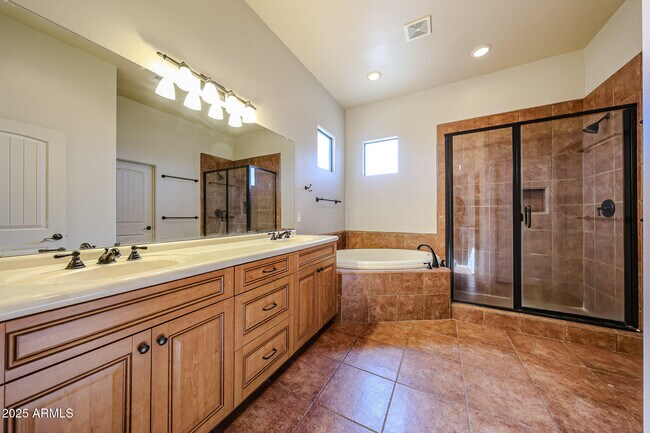 Building Photo - 15225 W Frontier Dr