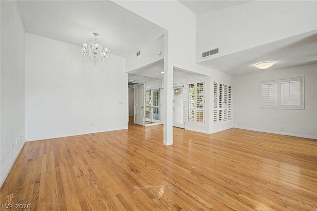 Building Photo - 3145 Bel Air Dr