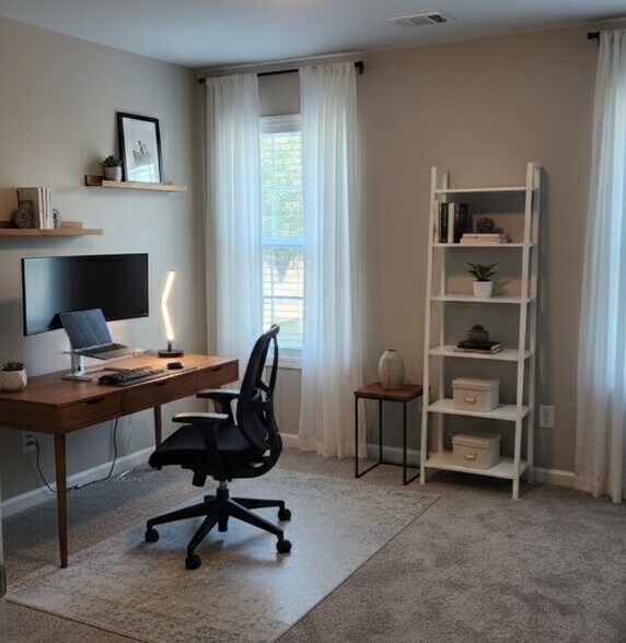 Started home office - 897 Ivydale Ln