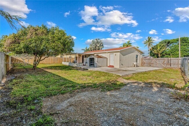Building Photo - 22513 SW 113th Pl