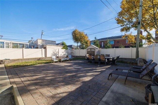 Building Photo - 57 Island Pkwy