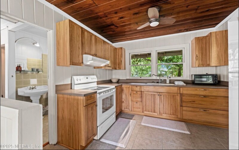 Building Photo - 4510 Kerle St