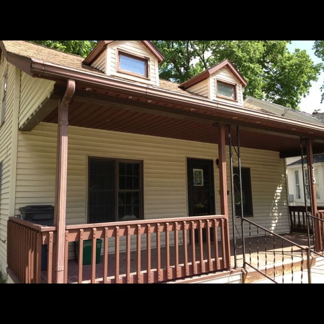 Building Photo - 313 E 3rd St