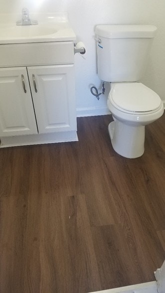 Bathroom - 2023 S Harcourt Ave