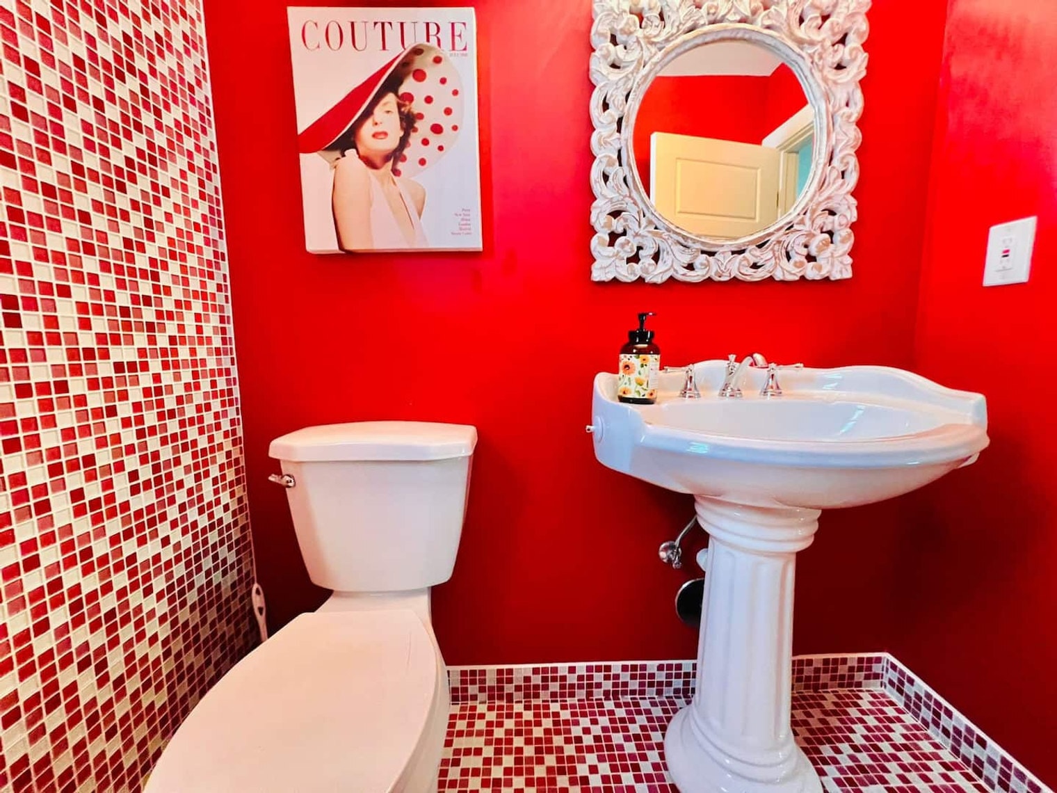 Building Photo - 212 SW 2nd Pl